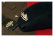 Uniform, belt and beret of a Warrant Officer of The Ulster Defence Regiment 