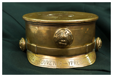 First World War engraved shell case